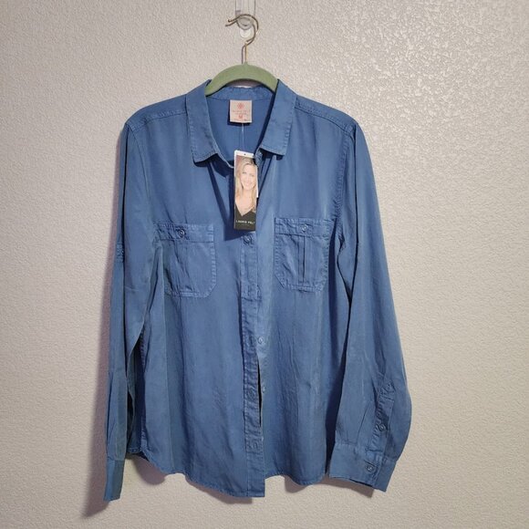 LAURIE FELT Easy Button Down TENCEL Shirt Washed Blue NEW size M - Picture 9 of 9
